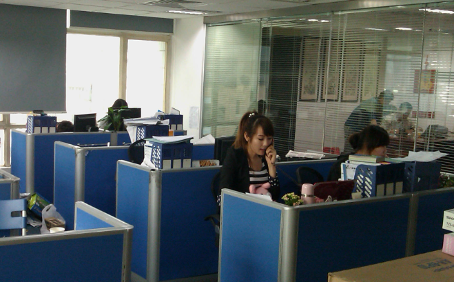 重庆市拍卖中心资产拍卖服务流程合规性解析